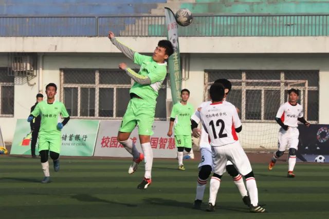 半场-曼城3-1K联赛全明星 努里赖因德斯破门塞梅尼奥妙传送助攻